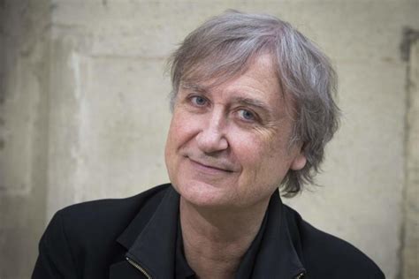 PLANTU : “Jamais une opinion ne m’a été interdite” – Retour sur 50 ans de dessins engagés.